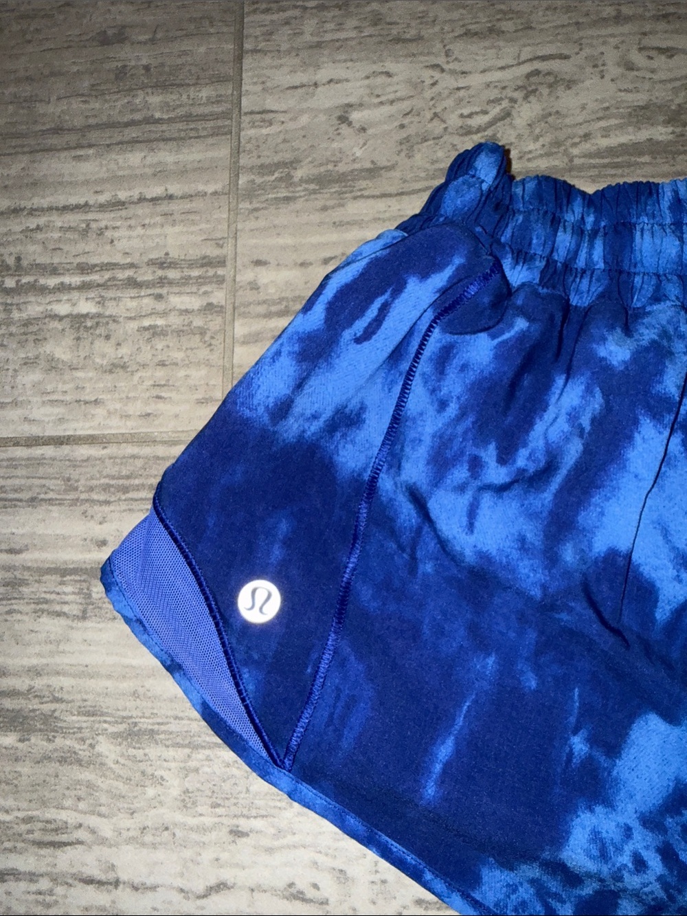 lululemon athletica Blue Tie-Dye Running Shorts - Picture 3 of 4